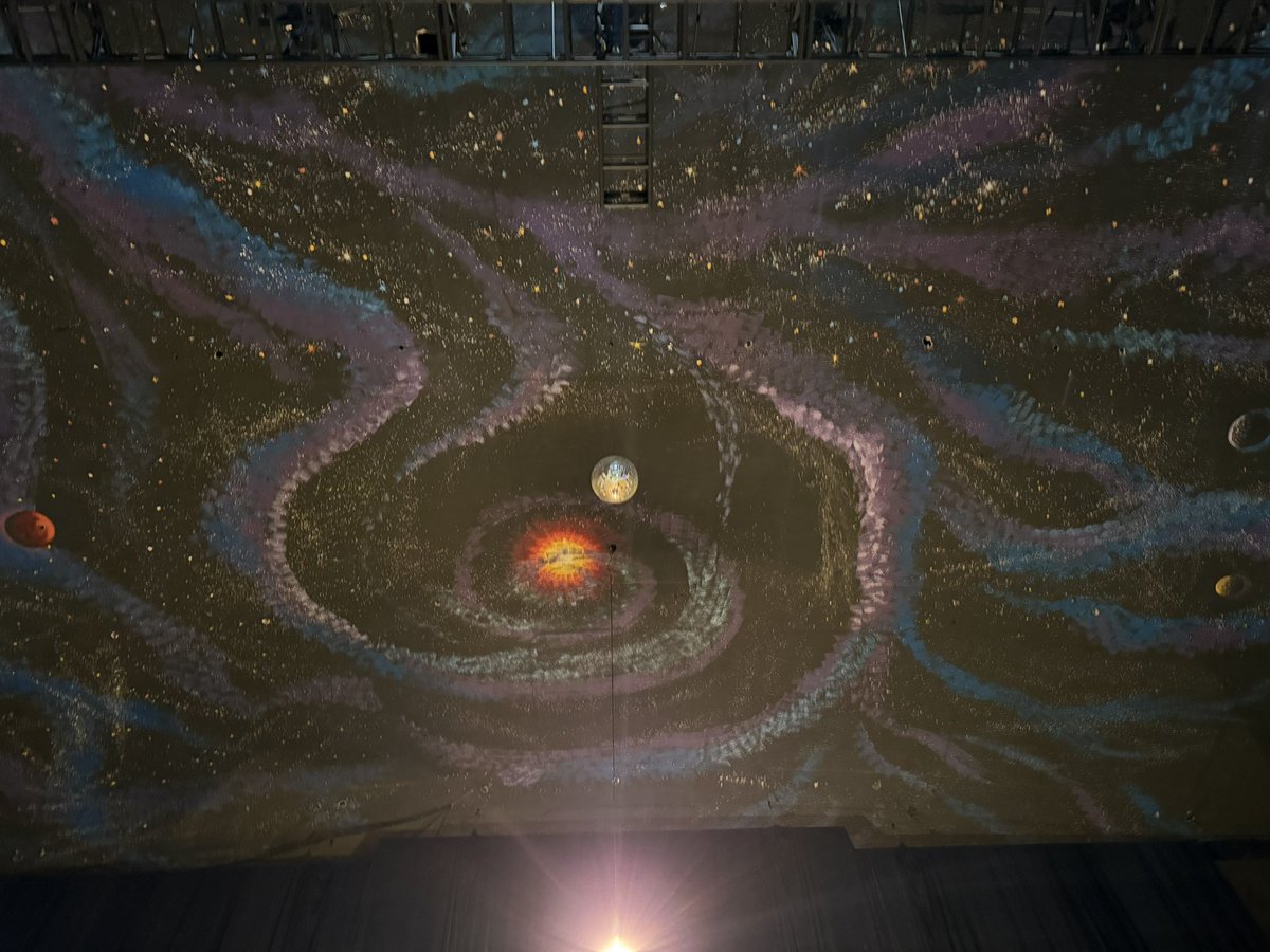 ONEOKROCK DETOX
North American Tour 
Chicago Byline Bank Argon Ballroom

シカゴで1日オフがあったので全員でご飯😊
飲みすぎたー　楽しかったー　飲みすぎたー

今日のVenueは歴史的な場所だったようです
イクスピアリみたいで素敵でした😁

北米は残り1本、、LMG Crewと離れたくない、、、