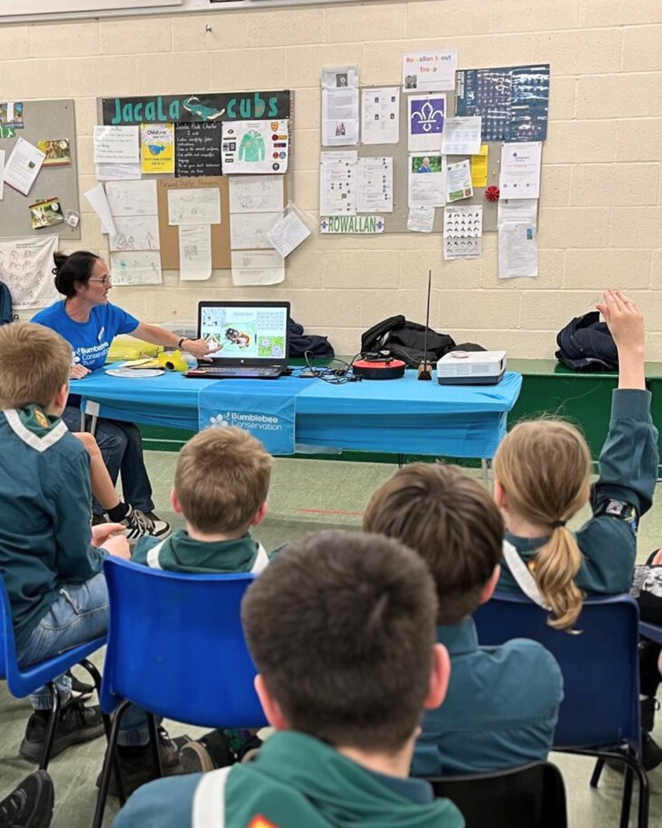 Ever wondered what it's like to volunteer for the Trust? 🤝

In our latest Q&amp;A blog, Karen tells us why she became an outreach volunteer and what her journey has been like so far🪻🐝

Read Karen's story: ow.ly/y27Y50W1ztO

#VolunteerWeek