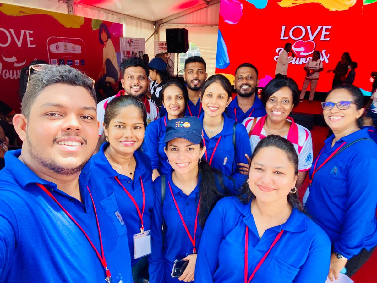 The #LoveYourself campaign is LIVE at #COMHealthFest2025

Led by Dr. Vindya Kumarapeli (NSACP) with <a href="/fpasrilanka/">FPA Sri Lanka</a> &amp; <a href="/Unilever/">Unilever</a> brands Rexona, Vaseline &amp; Chello, this bold youth campaign promotes self-love, wellbeing &amp; future-readiness.
 Come visit us at Viharamahadevi Park!