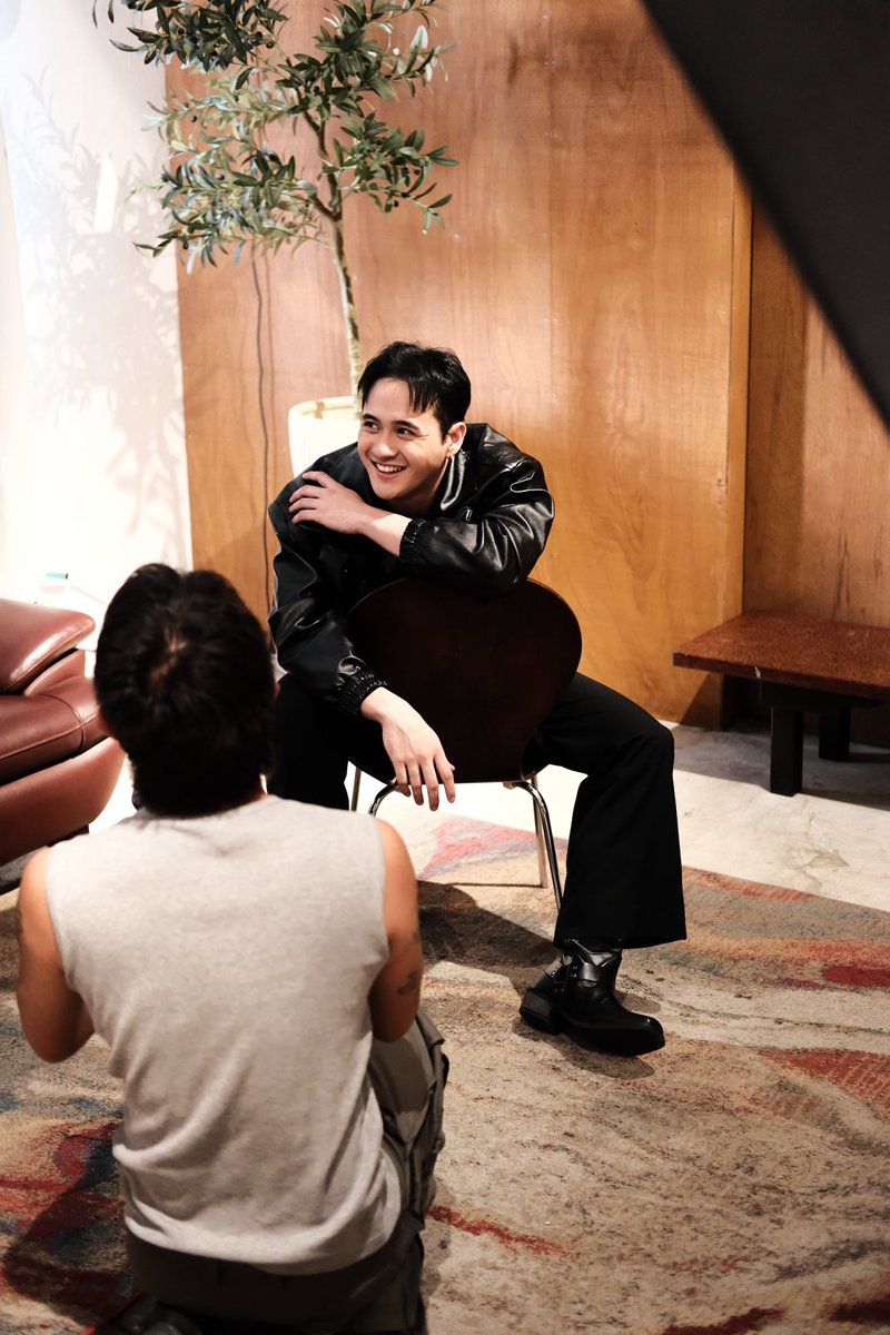 BGYO_Akira's tweet image. Taking you behind the camera…

Stay updated on our socials:
🔗 linktr.ee/bgyoph

#BGYO #BGYO_AllTheseLadies