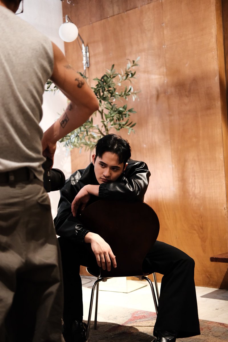 BGYO_Akira's tweet image. Taking you behind the camera…

Stay updated on our socials:
🔗 linktr.ee/bgyoph

#BGYO #BGYO_AllTheseLadies