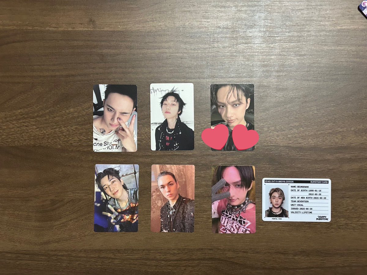 do2kyeom18's tweet photo. @fvjzzpcrl 検索より失礼いたします。
当方画像一枚目のジュン所持しております。
お借りした画像💕のスンチョルと交換可能でしょうか？
ご検討よろしくお願いいたします。 https://t.co/r6I0rt32x1