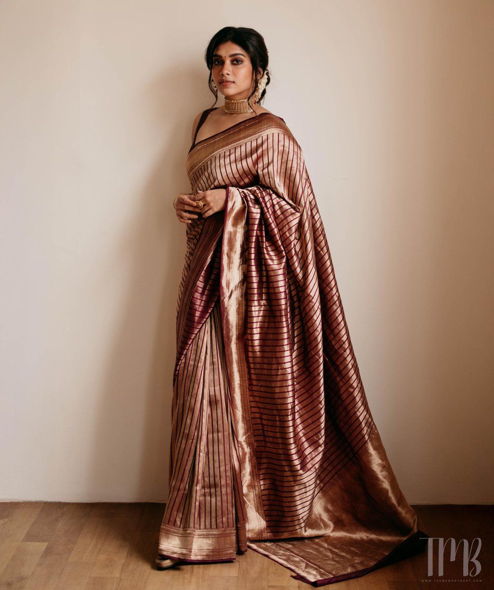 The art of slaying in a ‘பட்டுப் புடவை’ 🔥