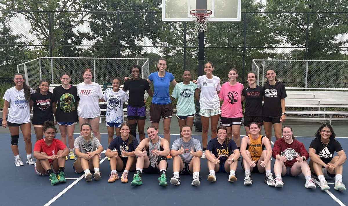 7AM Hoop Crew.  Awesome Effort. Full court runs. Many left their house before 6AM. GREAT JOB🙌❤️🏀