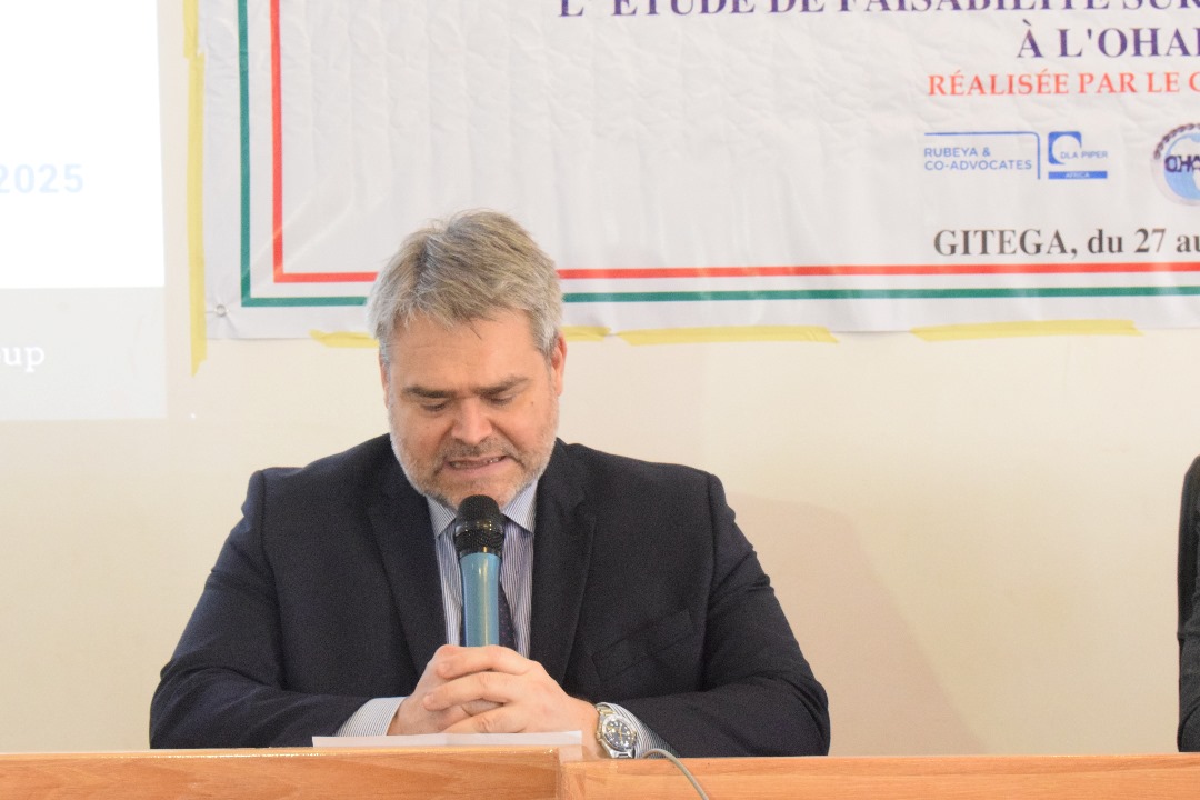 IWACU Burundi (@iwacuinfo) on Twitter photo La #France accompagne le #Burundi
A <a href="/Gitega/">Province Gitega</a> , l’ambassadeur de #France au #Burundi a réaffirmé le soutien de son pays au processus d’adhésion du #Burundi à l’#OHADA. Un engagement porté par l’<a href="/AFD_France/">Agence Française de #Développement (AFD) 🇫🇷 🇪🇺</a>, convaincue que l’uniformisation du droit des affaires est un levier La #France accompagne le #Burundi
A <a href="/Gitega/">Province Gitega</a> , l’ambassadeur de #France au #Burundi a réaffirmé le soutien de son pays au processus d’adhésion du #Burundi à l’#OHADA. Un engagement porté par l’<a href="/AFD_France/">Agence Française de #Développement (AFD) 🇫🇷 🇪🇺</a>, convaincue que l’uniformisation du droit des affaires est un levier