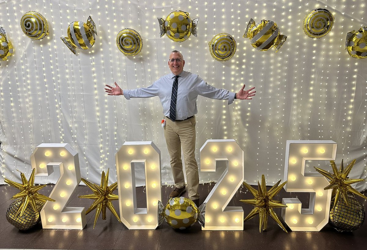 Even I had to stop at one of the photo stations for a memory from the evening!