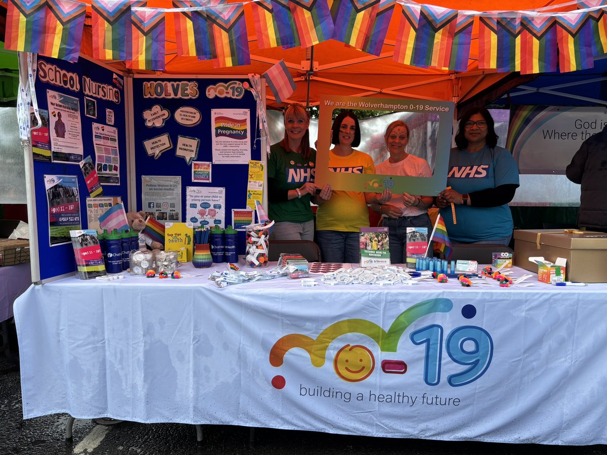 Sunita Banga (@sunitabanga1) on Twitter photo Joined the school nurses 0-19 service at this years Wolverhampton Pride great event for networking with other health professionals <a href="/local_maternity/">Black Country Local Maternity and Neonatal System</a> <a href="/RWT_NHS/">The Royal Wolverhampton NHS Trust 🏥</a> #EDI #inclusivecare Joined the school nurses 0-19 service at this years Wolverhampton Pride great event for networking with other health professionals <a href="/local_maternity/">Black Country Local Maternity and Neonatal System</a> <a href="/RWT_NHS/">The Royal Wolverhampton NHS Trust 🏥</a> #EDI #inclusivecare