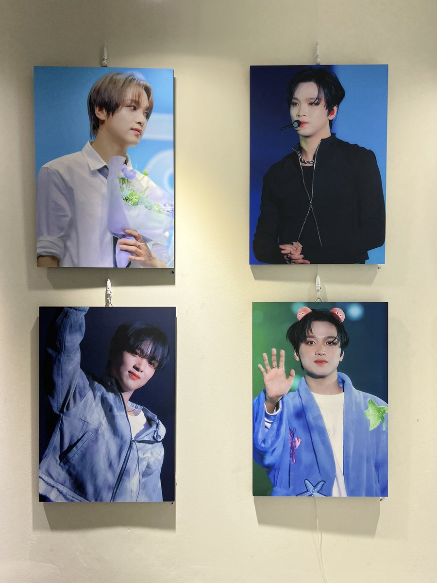 📍몰리스 피크닉

특전이 너무 예뻤고 마카롱이 너무너무 귀여웠던 곳🤩 사진도 하나하나 다 너무 예뻐서 집에 가기 싫었어요ㅠㅠ 늦게 가서 럭드 못한게 너무 아쉽긴 하지만 좋았다!!

#해찬이가와있어