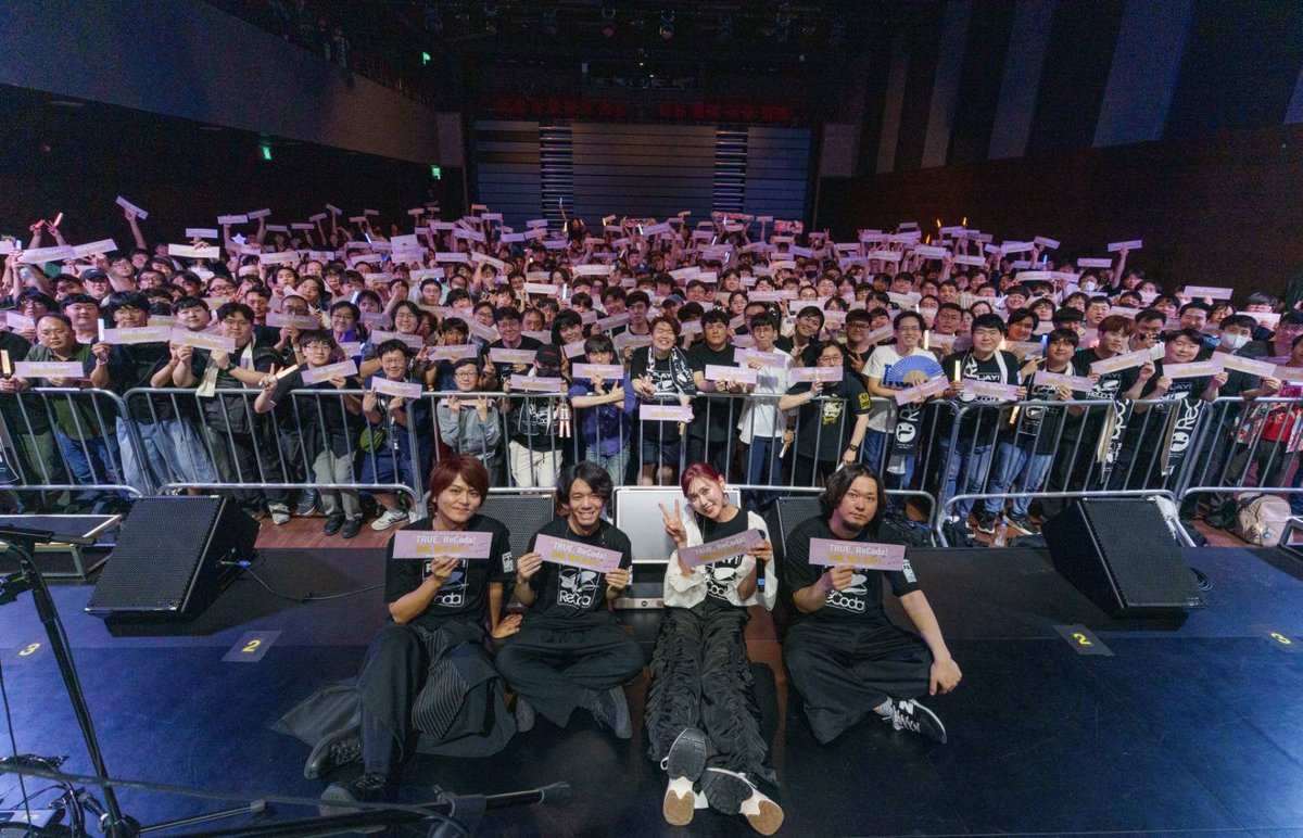 KOE_Official_'s tweet photo. 25.06.07 (Sat)
TRUE Live Tour PLAY! vol.1 -ReCoda- in Seoul
애니송 아티스트
'TRUE'의 한국에서의 첫 단독 공연이 무사히 종료되었습니다!
피드백과 감상 등은 아래의 해시태그를 이용해주세요!
다가오는 여름을 맞아
뜨겁고 신난 공연을 함께 만들어 주신
관객 여러분들께 감사드리며, 함께한 추억을 업로드하며
이번 공연을 마무리합니다!
#TRUEさん #KOE_KOREA