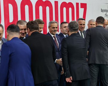 Sakarya’da Bayramlaşma Programları Yoğun Katılımla Gerçekleşti