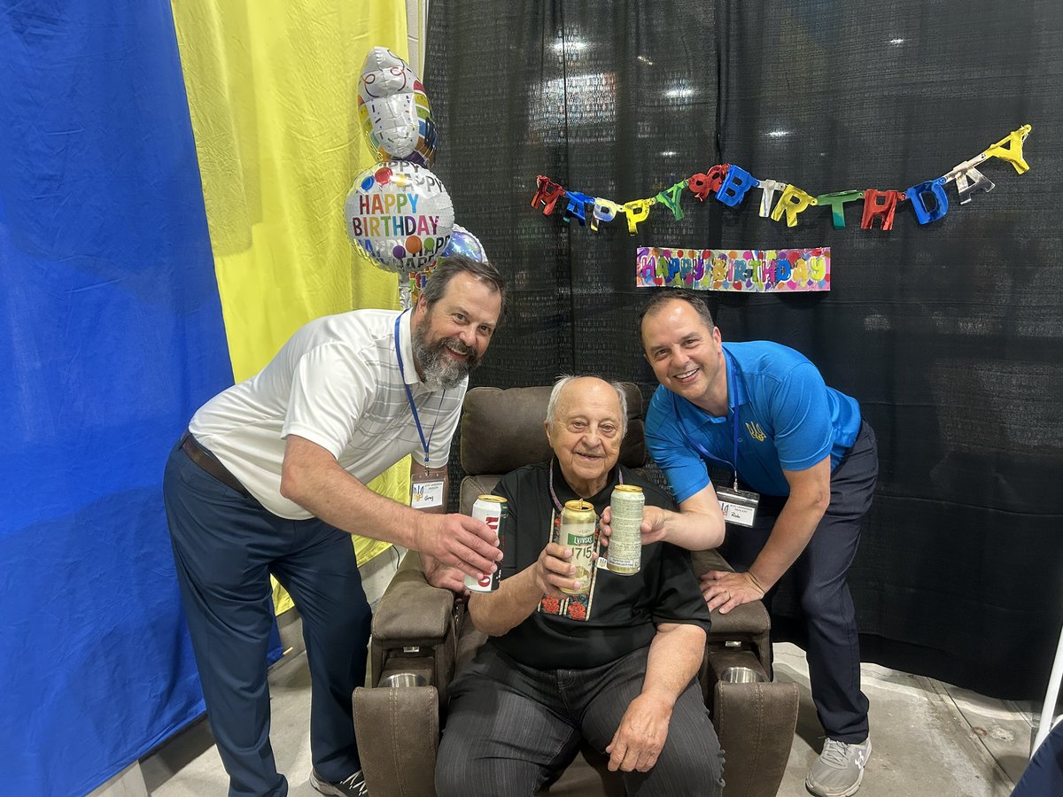 Robert Klewchuk tweet media