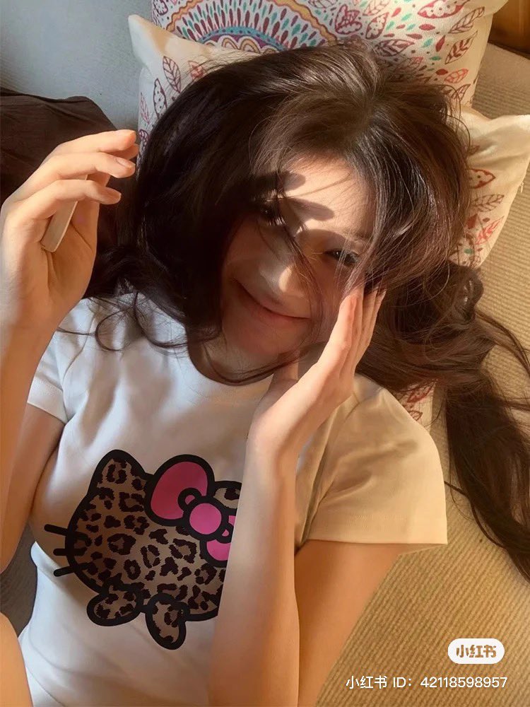 Imagine hating on me and I’m just chilling here like this