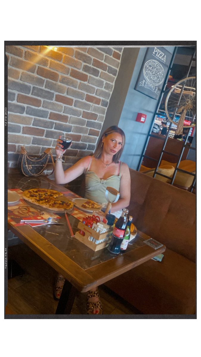 Hayat beni bazen sınıyorsun ama bana sarıldığın anları çok seviyorum 🍷🪶🧜‍♀️ #edirne #keşan #enez #ipsala #uzunköprü #tekirdağ #çorlu #çanakkale #bozcaada #gelibolu #erikli