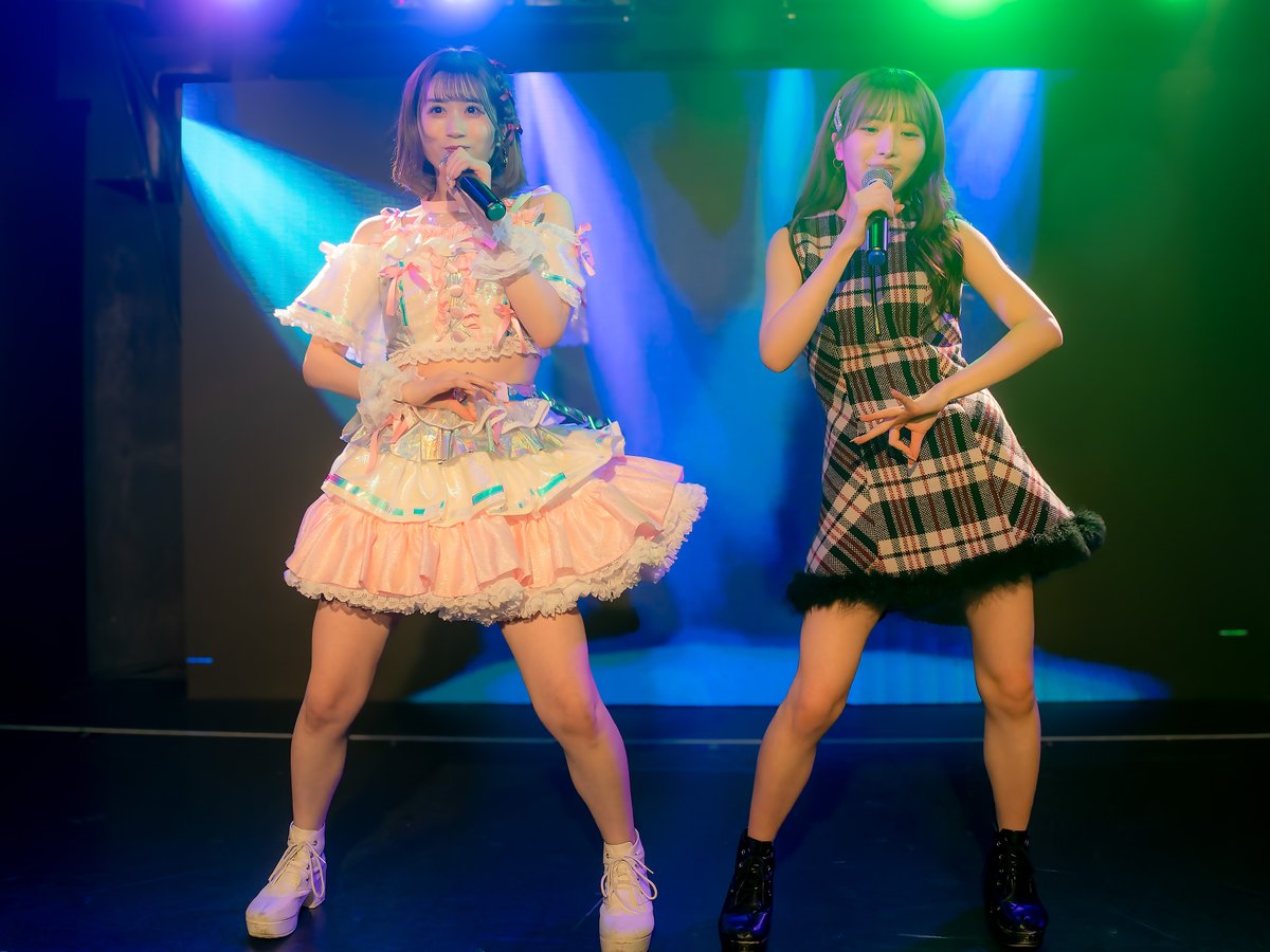 momo9999XYZ's tweet photo. 2025/05/24
『LEVEL7 CUCA生誕&卒業ライブ』
📍新宿DHNoA
#LEVEL7 @LEVEL7_koshiki
#LEVEL7を広めよう
#CUCA生誕2025
❤️🩷ロボキッス(ダブルユー)
#CUCA❤#LEVEL7_CUCA #くーかふぇ❤
#YUME💗#LEVEL7_YUME https://t.co/VMfB8Eq5uD
