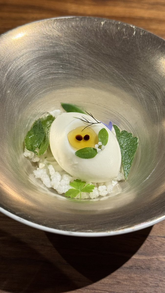 Small_o's tweet image. mingles