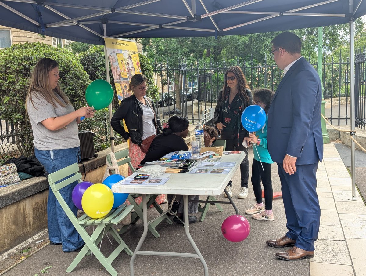 La #FêteDesFamilles bat son plein sur la Promenade Pereire ! 👧

Jusqu’à 18h, retrouvez-nous pour un après-midi festif plein de surprises et d’animations pour petits et grands 👀✨

#Paris17