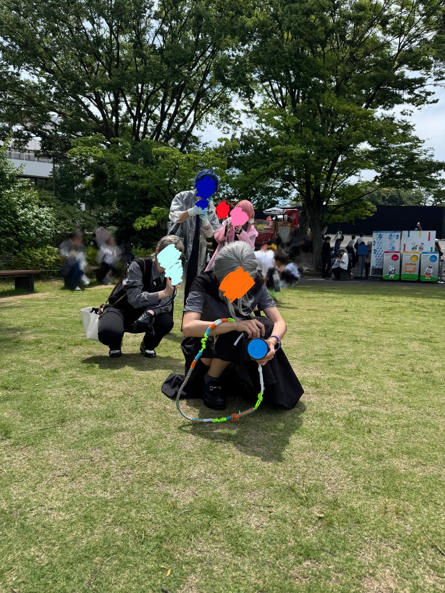 死ぬ程おそくほうで死ぬ‼️
生徒会さんでサーコス行ってきた〜
緑を撮る皆と緑視点

#サーコス