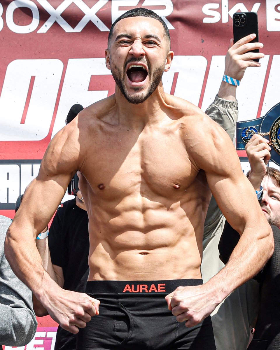 openingbellpod's tweet image. 🎙️ Callum Simpson takes on Ivan Zucco for the European title. Like Fabio Wardley, Simpson stands on the edge of world class waters. And like Wardley, there’s still a sense that he might need one or two more fights before jumping in.
🎧 buff.ly/ZvoX6Ms
#TheOpeningBell