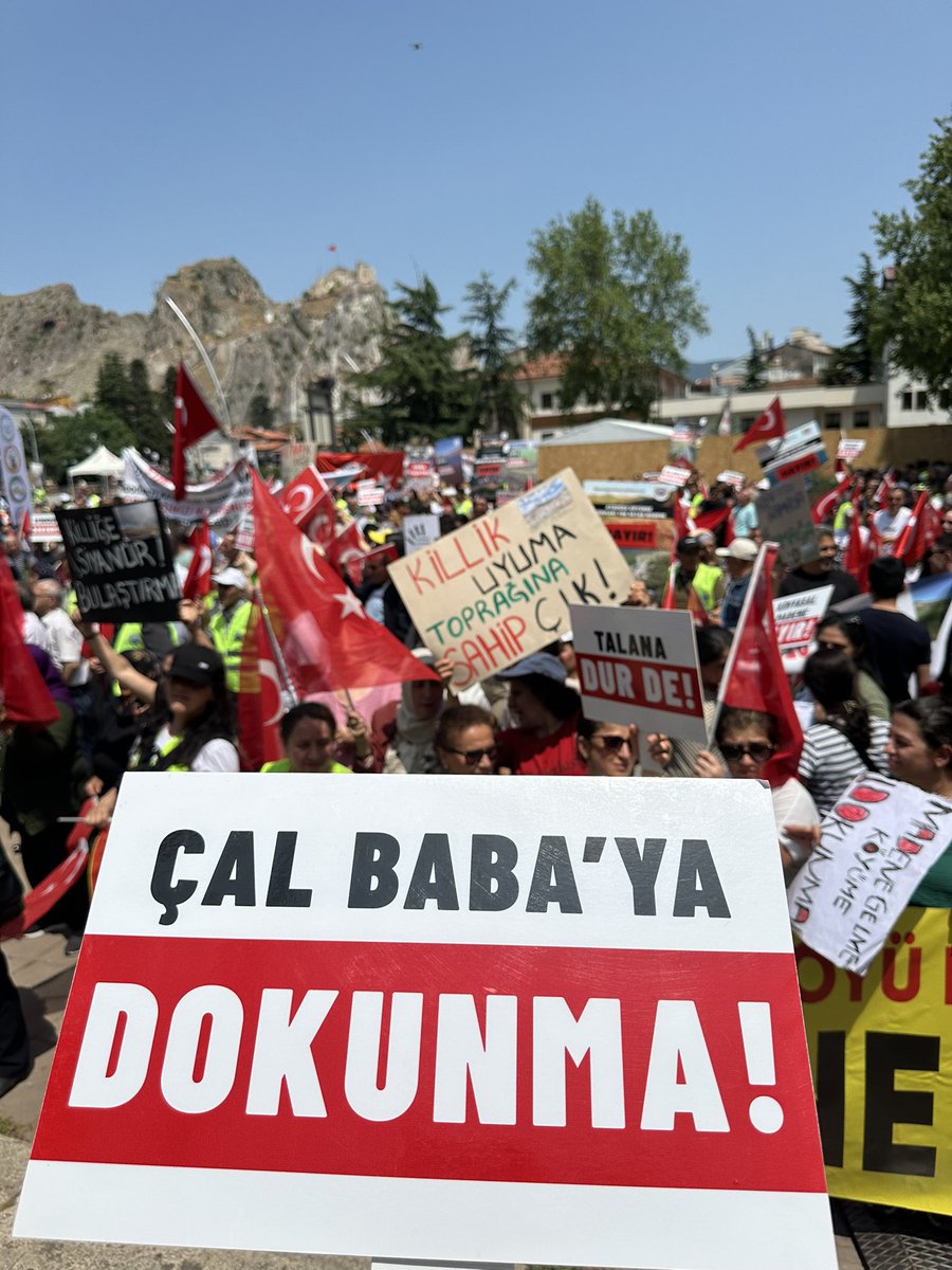 guncalicevre's tweet photo. Tokat Köylerine Sahip Çıkıyor! #SiyanüreGeçitYok #TokatAyakta #DoğayaSahipÇık https://t.co/hCoXmaTumX