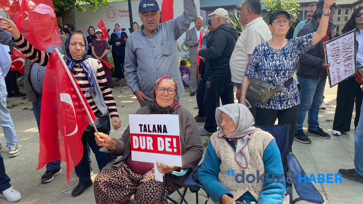 Tokat'ta, Cumhuriyet Meydanı'nda bir araya gelen yurttaşlar, #DoğanaSuyunaSahipÇık diyerek Çal Baba ormanına sahip çıkıyorlar.  

#dokuz8/<a href="/egecanturkmen/">egecanturkmen</a>