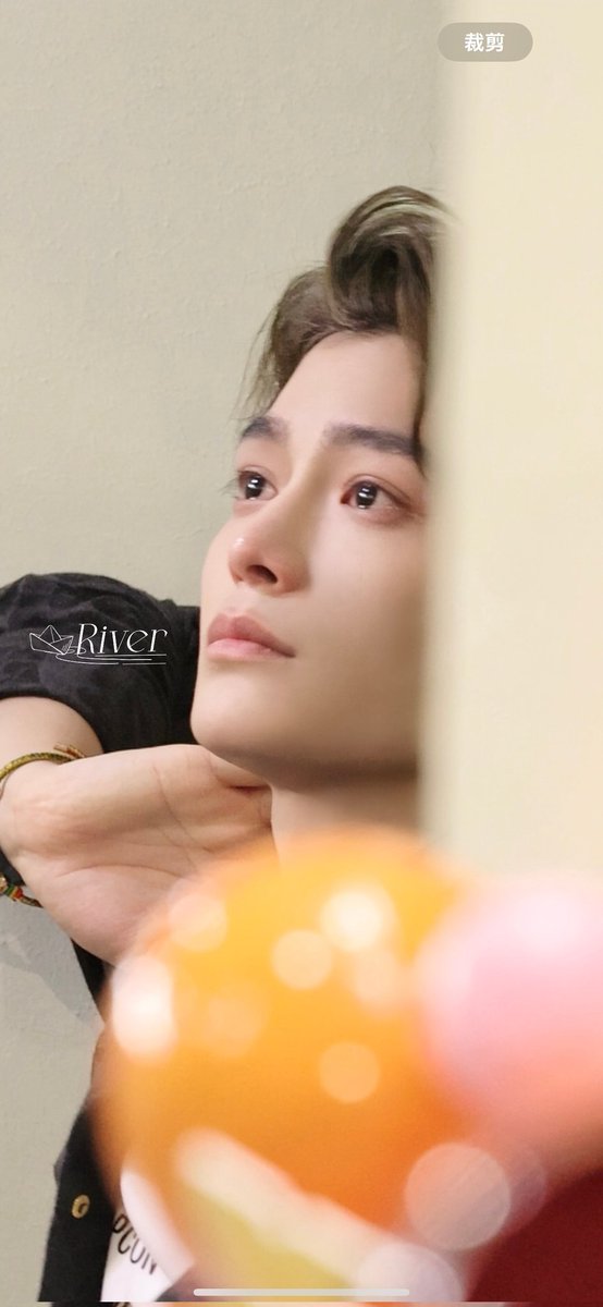 asdngyx's tweet photo. I started by liking his acting but fell in love with his personality #DingYuxi https://t.co/9ax4vMk26Y