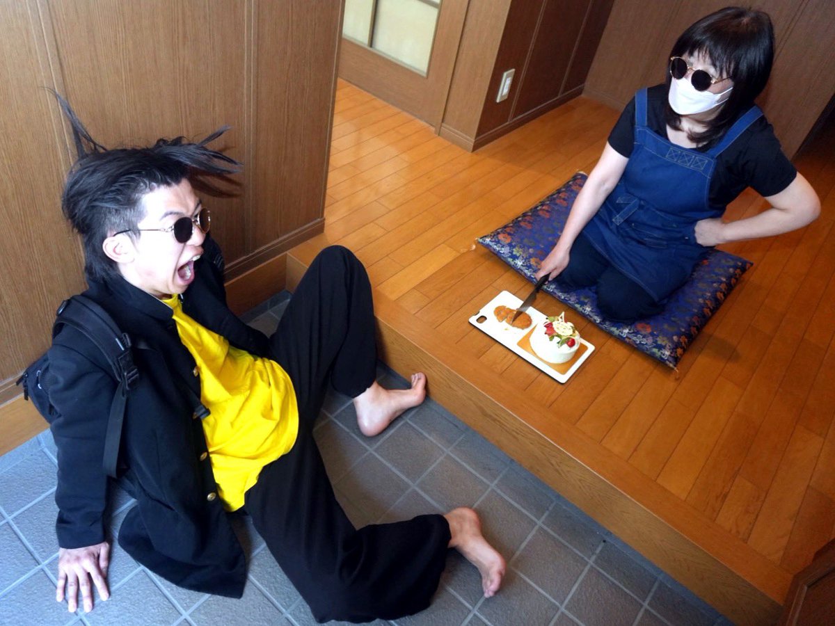 menchiniki's tweet photo. 【 速報 】
出禁にされた実家に内定報告したら、
マザーメンチにメンチ切られたんだけど。 https://t.co/Hkle8dji9D
