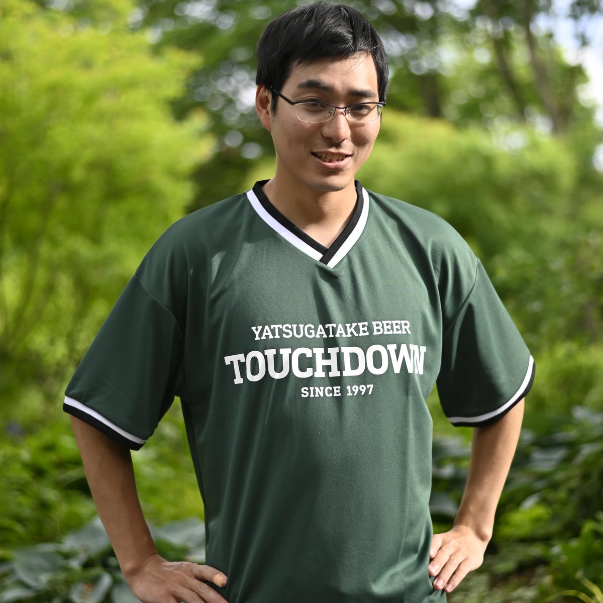 28周年記念シャツも明日6/8の周年感謝祭で発売予定！ 「タッチダウン」ブランド名の由来となる、アメリカンフットボールのゲームシャツをモチーフにデザインしました。3500円の周年特別プライスにて販売予定ですので、お見逃しなく！ passmarket.yahoo.co.jp/event/show/det…… #八ヶ岳ビール #クラフトビール