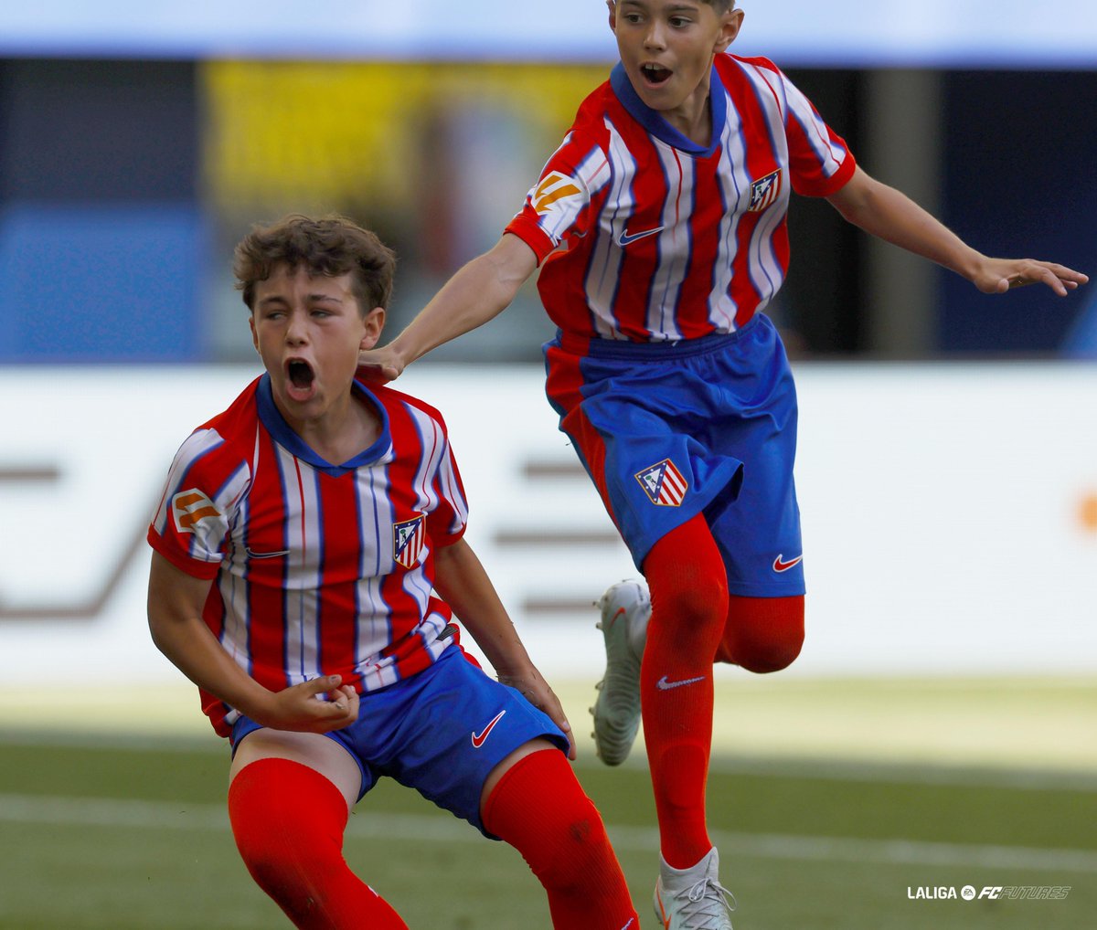 fundacion_JRM's tweet photo. Atlético de Madrid 4 - 0 RCD Mallorca
UD Las Palmas 0 - 0 Getafe CF
El Atleti se clasifica con autoridad y Las Palmas y Getafe se despiden con empate.
#LALIGAFCFUTURES #CiudadDeportivaPamesaCeramica #Ascale #LALIGAFUTURES #FundacionJRM #FJRM https://t.co/sjqTY6DXrd
