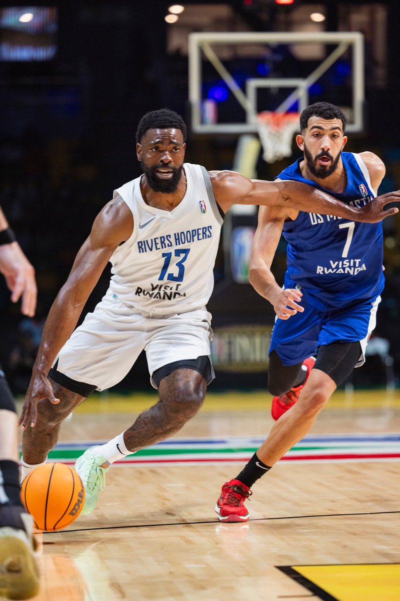 BlessingFowowe's tweet photo. Hoopers’ Kelvin Amayo was cooking against US Monastir when both teams met at the #BAL4 playoffs last year, with 18 PTS and 10 AST (Career high and most assists in a game for the KingsMen in BAL history)
He is gunning for more today!
#LetsGoHoopers🏀
#ThesKingsMen
#BAL5 https://t.co/eRFCyBhwnQ