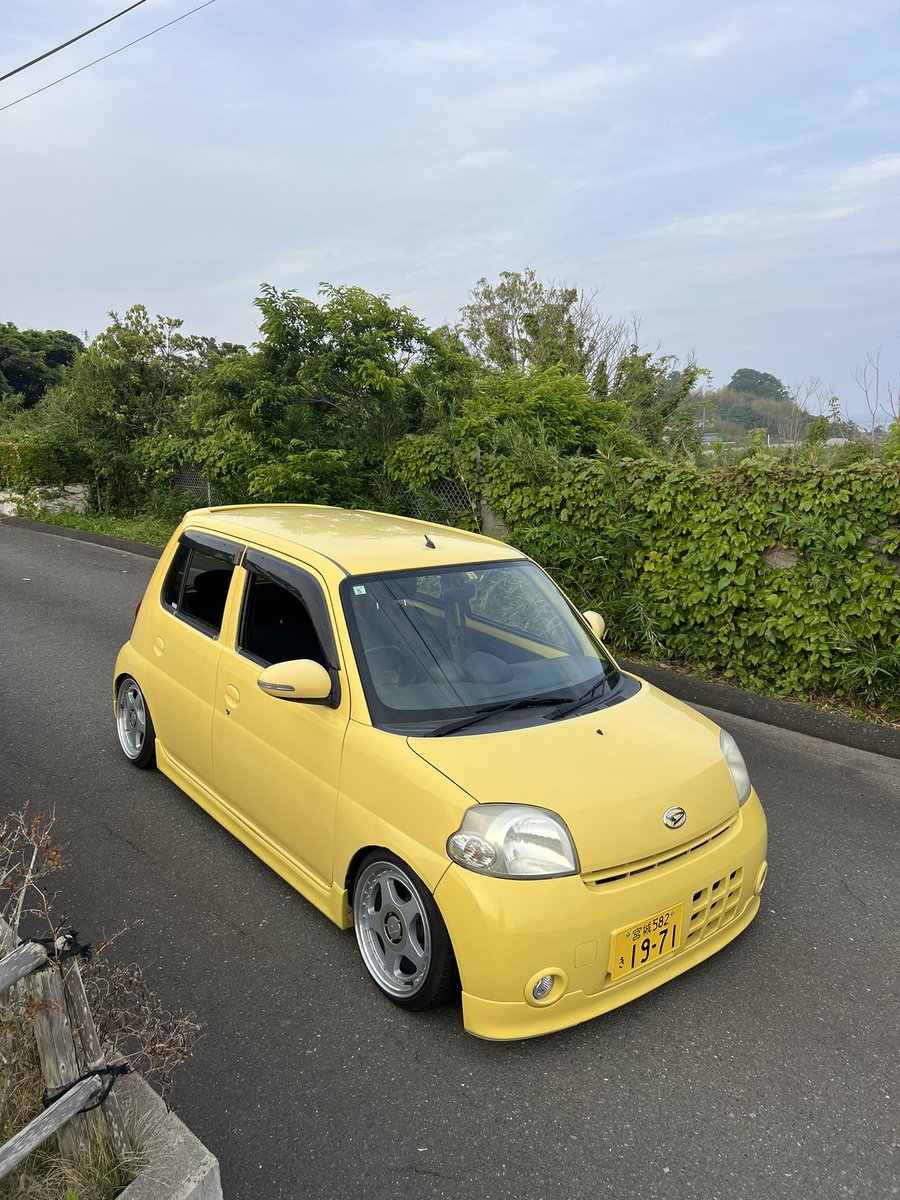 tamo_ckv36's tweet photo. スカクーがエアになって生脚乗りたくなって
これになった https://t.co/2BhrK5ngEX