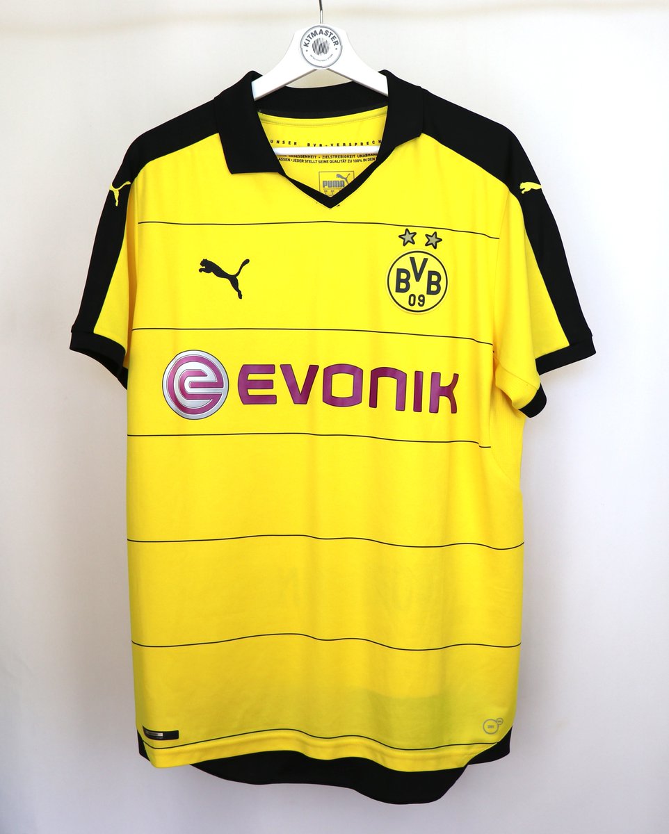 Kitmaster_fr's tweet image. 𝐌𝐚𝐢𝐥𝐥𝐨𝐭 𝐁𝐨𝐫𝐮𝐬𝐬𝐢𝐚 𝐃𝐨𝐫𝐭𝐦𝐮𝐧𝐝 𝟐𝟎𝟏𝟓/𝟏𝟔 𝐇𝐨𝐦𝐞 (𝐋)

🛒 Disponible sur thekitmaster.com

#KITMASTER #RetroFootball #FootballShirts #BVB #Dortmund