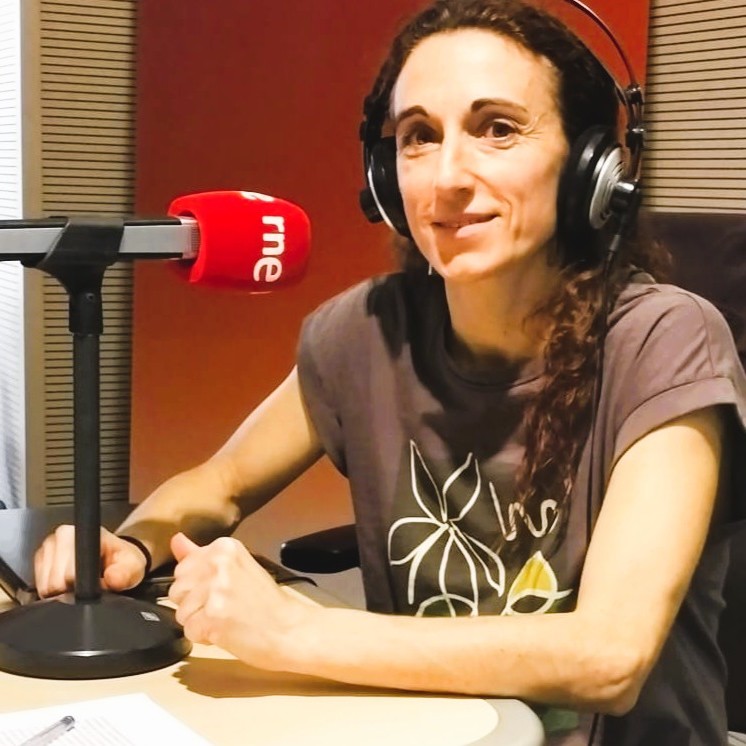 El Bosque Habitado (@bosquehabitado) on Twitter photo .<a href="/radio3_rne/">Radio 3</a> Mañana, a 10.00
UNA PROFESORA Y SUS ALUMN@S, premio programa #Globe <a href="/NASA/">NASA</a> por investigar y divulgar la #PLASTISFERA internacionalmente
Con <a href="/manu_salvado/">Manuela Salvado</a> y <a href="/iesfrojas/">IES Fernando d Rojas</a>
Aprenderemos a mejorar y evitar errores
HT #PlastisferaRadio3
<a href="/rtve/">RTVE</a> <a href="/la2_tve/">La 2</a> <a href="/rne/">Radio Nacional</a> <a href="/LaRevuelta_TVE/">La Revuelta</a> .<a href="/radio3_rne/">Radio 3</a> Mañana, a 10.00
UNA PROFESORA Y SUS ALUMN@S, premio programa #Globe <a href="/NASA/">NASA</a> por investigar y divulgar la #PLASTISFERA internacionalmente
Con <a href="/manu_salvado/">Manuela Salvado</a> y <a href="/iesfrojas/">IES Fernando d Rojas</a>
Aprenderemos a mejorar y evitar errores
HT #PlastisferaRadio3
<a href="/rtve/">RTVE</a> <a href="/la2_tve/">La 2</a> <a href="/rne/">Radio Nacional</a> <a href="/LaRevuelta_TVE/">La Revuelta</a>