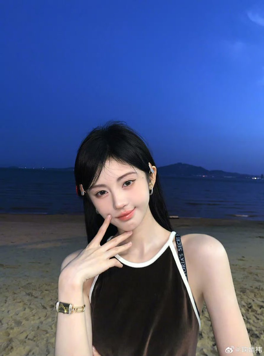 jujingyishunxi's tweet photo. 🎊 ตารางงานจวีจิ้งอี การประกาศแบรนด์ MAC 

🗓️ 9 มิถุนายน 2568

⏰09:00 น. วิดีโออุ่นเครื่อง 

🗓️ 10 มิถุนายน 2568

⏰ 09.00 น. ประกาศอย่างเป็นทางการ ปล่อยวิดีโอร่วมสร้างศิลปินและแบรนด์ 

⏰ 09.05 น. ปล่อยภาพเปิดตัวสินค้า

⏰ 10:00 น. ปล่อยปก fashionCOSMO 

//ชีเสิร์ฟไม่หยุด ขายของไม่หยุด ชอบมากกกกก แล้วมาสปอยก่อนตลอดเลย 🩵

#จวีจิ้งอี #jujingyi