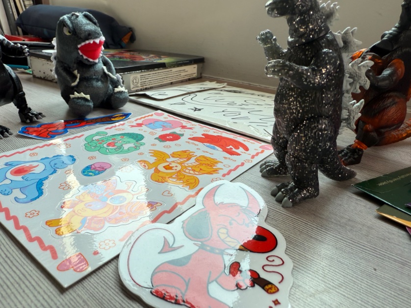 my order from <a href="/Sixgilis/">Lonnie Garcia @ FC 🎉</a> came today!! been so excited fr these, wonderful surprise to come back to aft raya visiting 💞💞🦖 thank you so much!!!