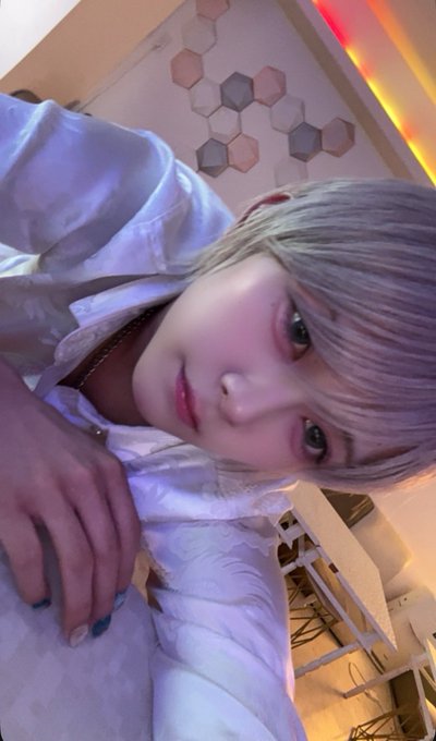 WHITE KINGDOM《池袋メンズコンカフェ》のツイート