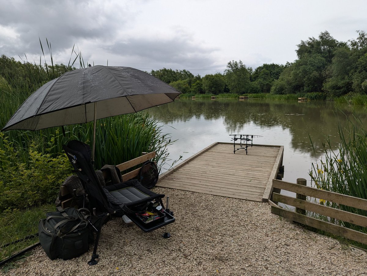 My office for today, and it's pissing it down now!