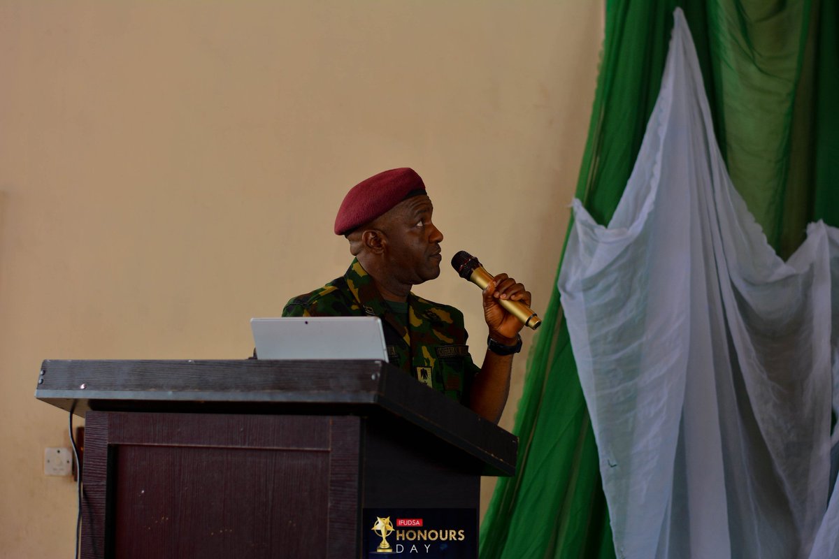 ifudsaoau's tweet photo. June 4th (IFUDSA's Founded day) we hosted a few of our Alumni in the maiden edition of the IFUDSA Honours day, we were graced to have Brigadier General B.A Adesina as our keynote speaker who taught extensively on LEGACY AND LEADERSHIP; Building a career that serves you and others https://t.co/oIHf076VzB