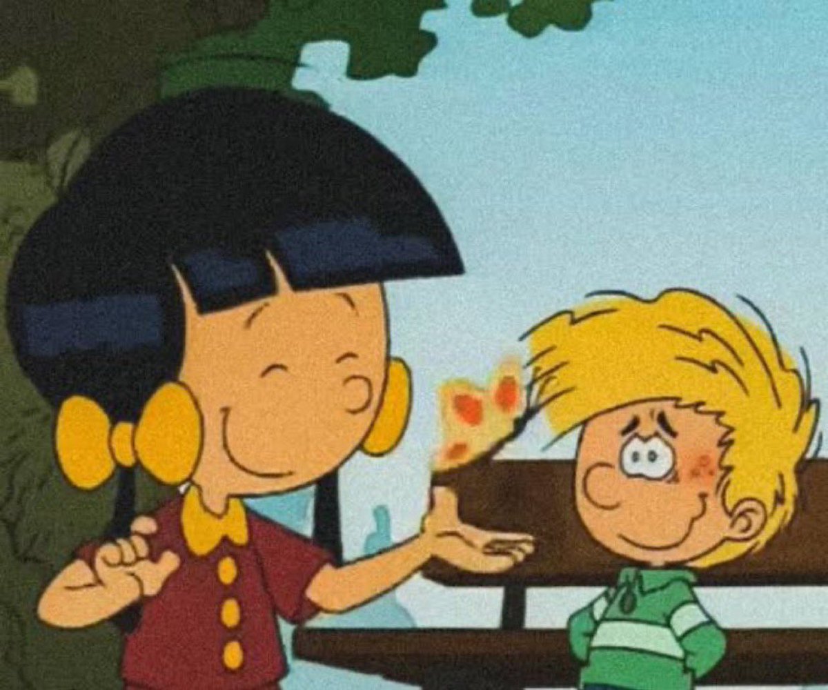 "insan birini sevince, ona dair her şeyi
sevmeye başlıyor. 
Şehrini; adını, mesleğini.."