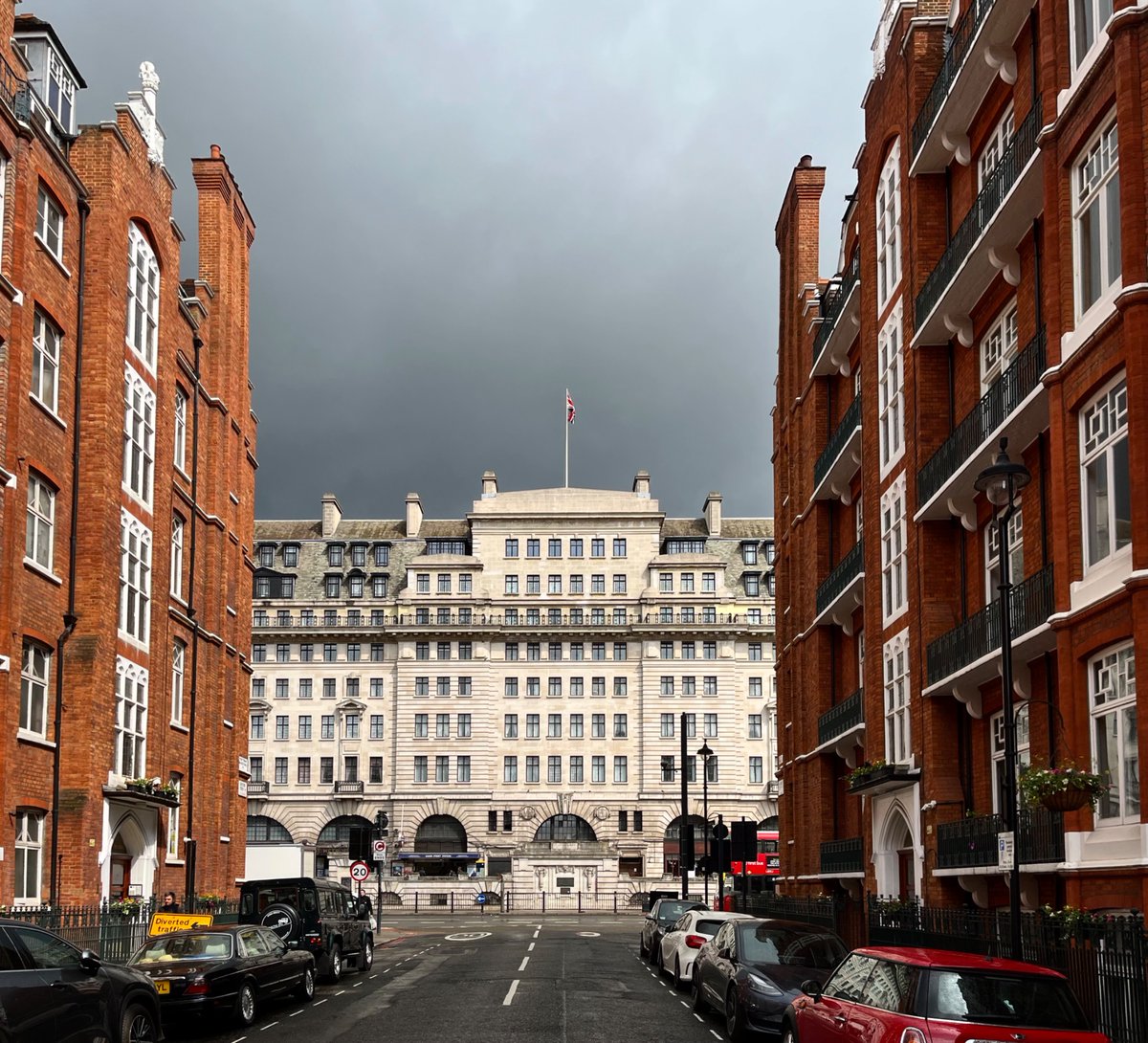 Chiltern St W1, looking up to Baker St station…