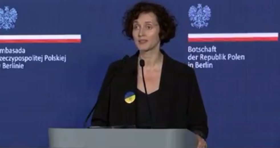 Institute of National Remembrance (@ipngovpl_eng) on Twitter photo ❗We strongly object to the words of Ms. Elvira Niewiera spoken during the Polish-German Forum held in <a href="/PLinDeutschland/">Botschaft Polen DE</a>.
Ms. Niewiera, a director, screenwriter and social activist claimed that the IPN President Karol Nawrocki would not have won the presidential election without ❗We strongly object to the words of Ms. Elvira Niewiera spoken during the Polish-German Forum held in <a href="/PLinDeutschland/">Botschaft Polen DE</a>.
Ms. Niewiera, a director, screenwriter and social activist claimed that the IPN President Karol Nawrocki would not have won the presidential election without