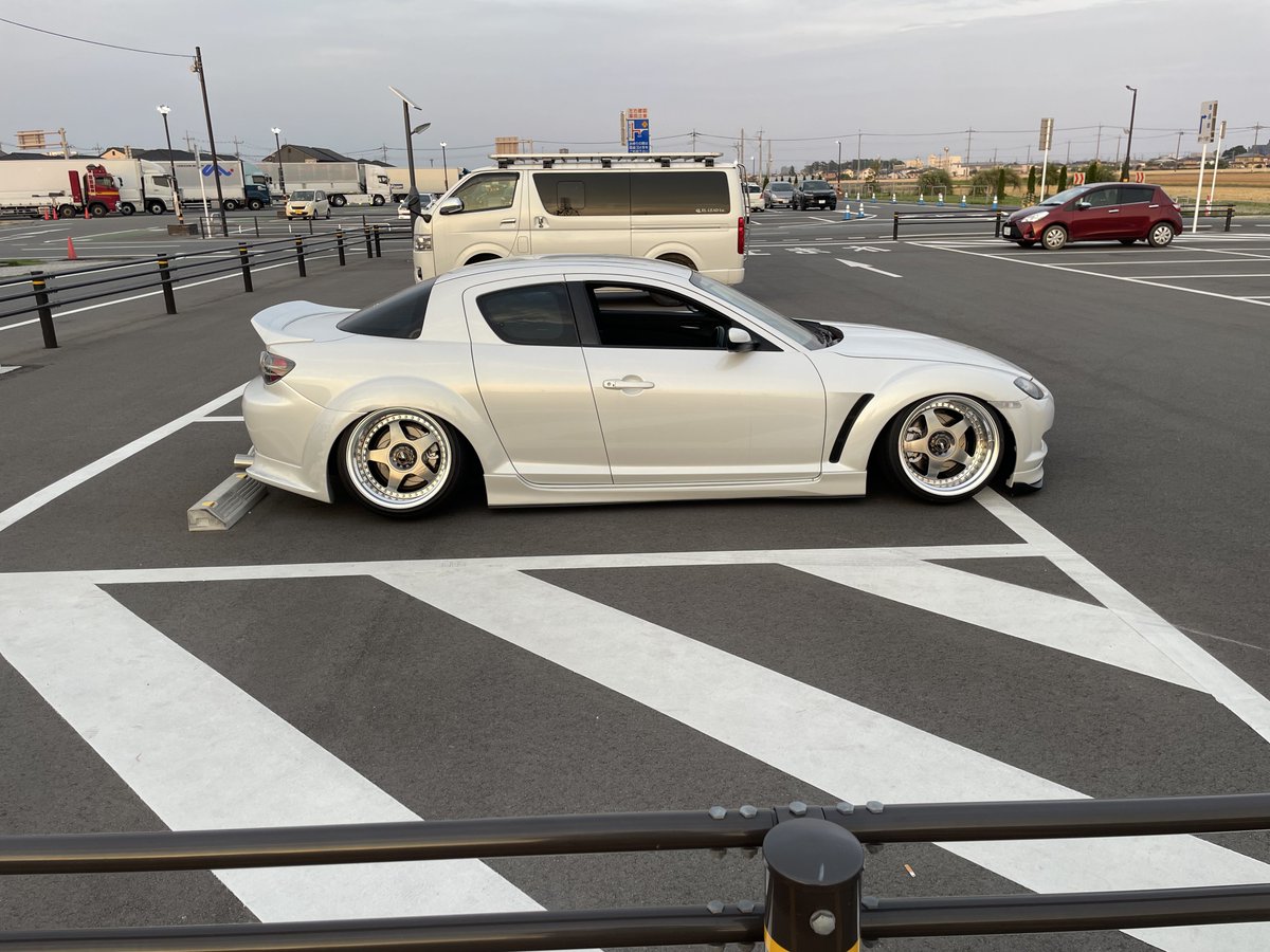 8完成！！

new wheel
ssr sp6 under 10.5j -8

フロントブレーキ17インチ戻し

エンジンマウント交換、上げ加工
燃料配管移設

車検上がって5ヶ月経ったけどやったと出来た…✨
今年はリアをリムちょい被りで行こうと思います！！

見てねー✌️