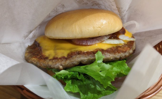 ありえない時間の昼飯 