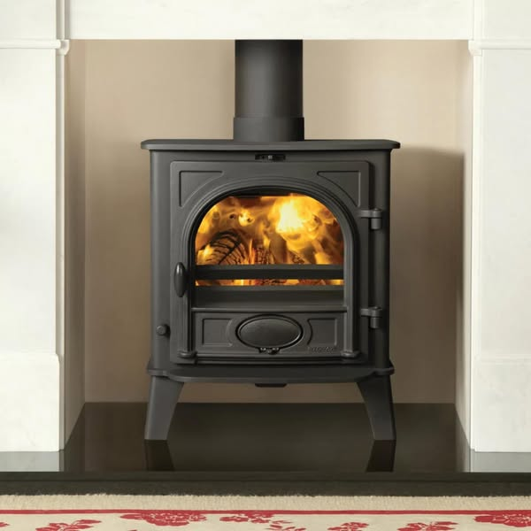 FireplacesBeams's tweet photo. STOVAX STOVES COLLECTION - Classic design and modern efficiency. The convenience of electric or the traditional charm of real flames.
#Stovax #WoodBurningStove #ElectricStove #MultiFuelStove #HomeHeating #FireplaceInspo #ChesterfieldStove #InteriorStyle #CosyHome #StoveSeason https://t.co/MRpWnb5ccZ