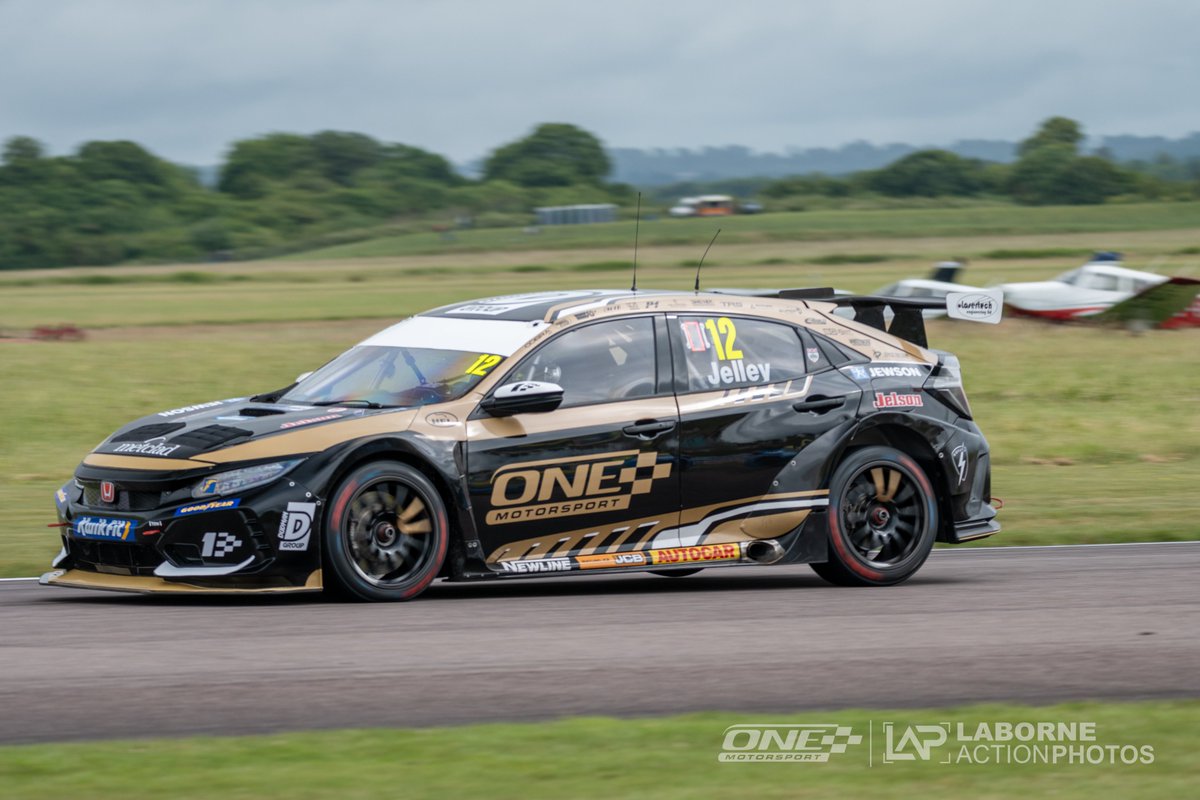 Four from FP1 for <a href="/onemotorsport_/">One Motorsport</a> at <a href="/thruxtonracing/">Thruxton Circuit</a>