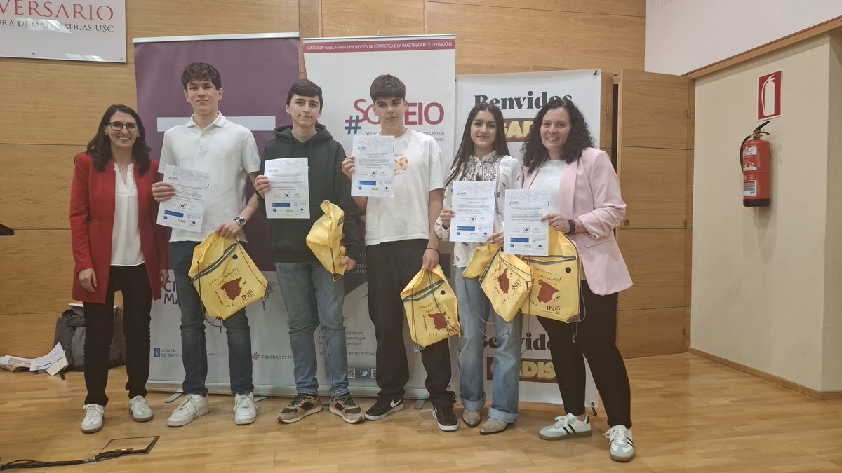 SGAPEIO | XV Concurso Incubadora de Sondaxes e Experimentos | Acto de entrega de premios

Parabéns a todas as propostas premiadas e grazas as entidades que colaboraron.

<a href="/sgapeio/">SGAPEIO</a> <a href="/EduXunta/">EduXunta</a> <a href="/MatematicasUSC/">Fac. Matemáticas</a> @citmaga <a href="/gadis/">Gadis</a>