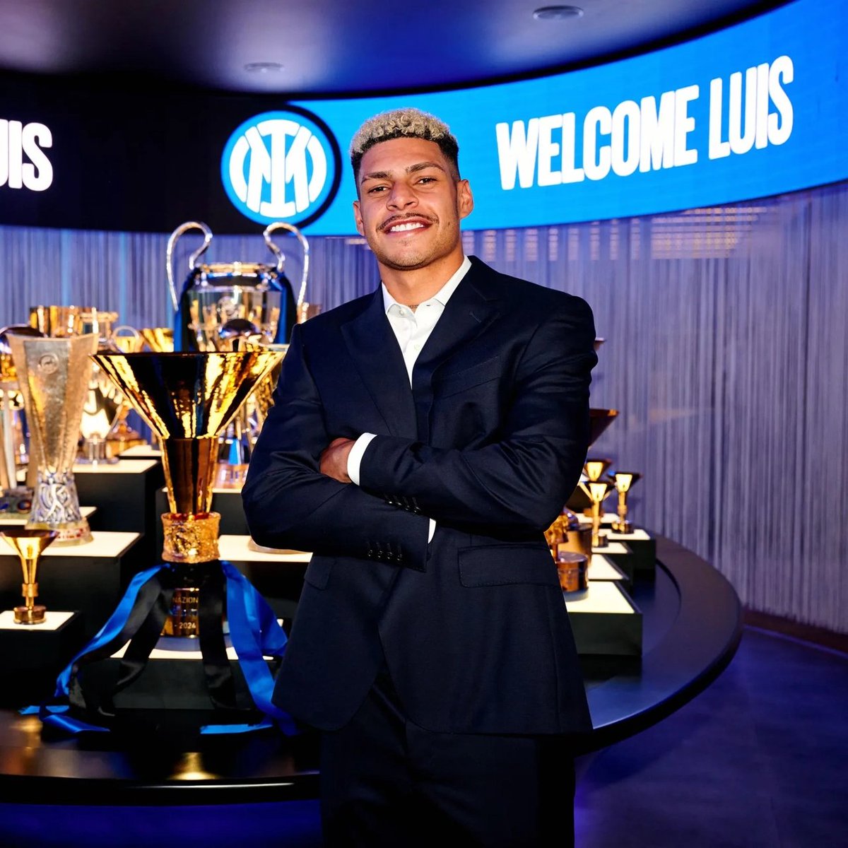 🔹 Félicitations a Luis Henrique 🇧🇷 👏

#TeamOM 🔵⚪ #MercatOM