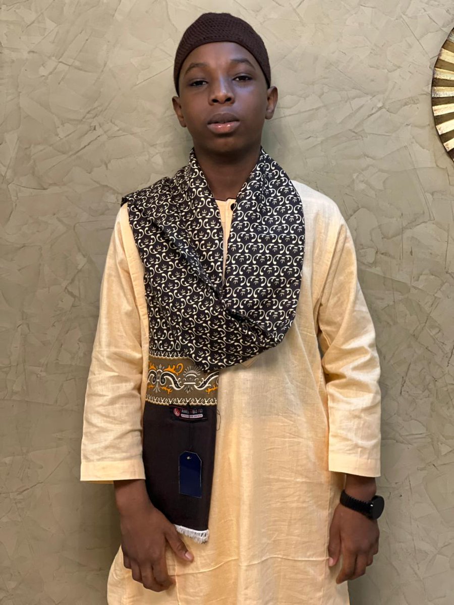 #العيد_عيدين 
الأخت والشباب منورين😎❤️