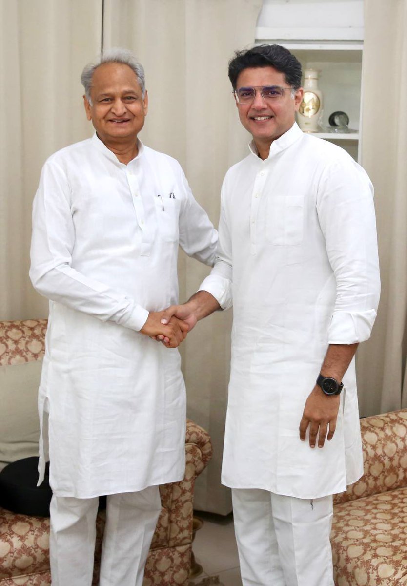 𝗦𝘂𝗿𝗲𝘀𝗵 𝗠𝗼𝗱𝗶 (@sureshmodinkt) on Twitter photo पूर्व केंद्रीय मंत्री, लोकप्रिय किसान नेता स्व. राजेश पायलट जी की 25वीं पुण्यतिथि पर उन्हें श्रद्धांजलि अर्पित करता हूँ।
<a href="/SachinPilot/">Sachin Pilot</a> जी द्वारा 11 जून को दौसा में आयोजित श्रद्धांजलि समारोह हेतु सादर आमंत्रण प्राप्त हुआ।
आज <a href="/ashokgehlot51/">Ashok Gehlot</a> जी से भेंट कर उन्हें भी इस कार्यक्रम में पूर्व केंद्रीय मंत्री, लोकप्रिय किसान नेता स्व. राजेश पायलट जी की 25वीं पुण्यतिथि पर उन्हें श्रद्धांजलि अर्पित करता हूँ।
<a href="/SachinPilot/">Sachin Pilot</a> जी द्वारा 11 जून को दौसा में आयोजित श्रद्धांजलि समारोह हेतु सादर आमंत्रण प्राप्त हुआ।
आज <a href="/ashokgehlot51/">Ashok Gehlot</a> जी से भेंट कर उन्हें भी इस कार्यक्रम में