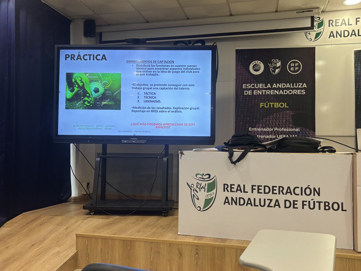 Día de formación!!! 
<a href="/JesusBotelloAD/">Jesús Botello</a> 
<a href="/RFAF/">RFAF</a> 
<a href="/cedifa/">RFAF-CEDIFA</a> 
#SCOUTINGDEPORTIVO
#DYSD