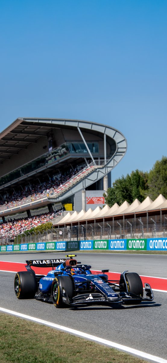 Carlos Sainz 💙

F1 Phone Wallpaper 🏎️

📸 <a href="/IvanJerezGP/">Iván Jerez</a>